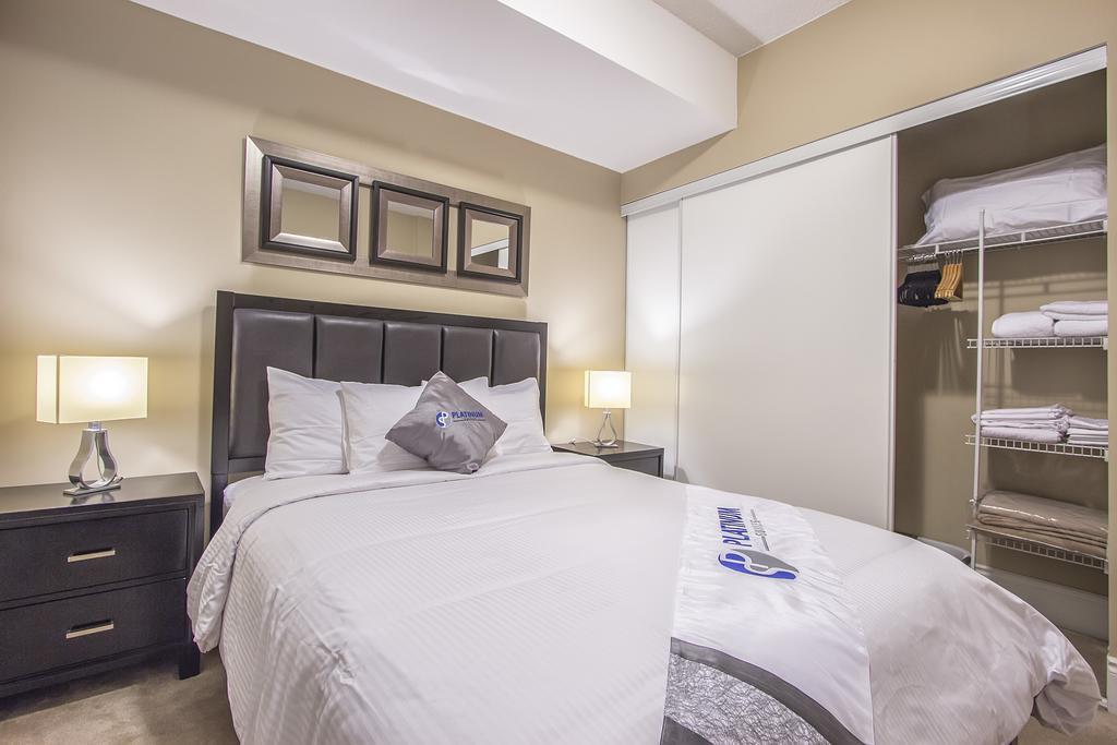 Platinum Suites Furnished Executive Suites Mississauga Room photo